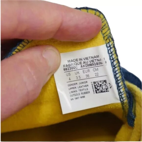 Converse Chuck Taylor All Star Kids Youth Low Sneakers Size 4 Back to School EUC - Picture 7 of 8